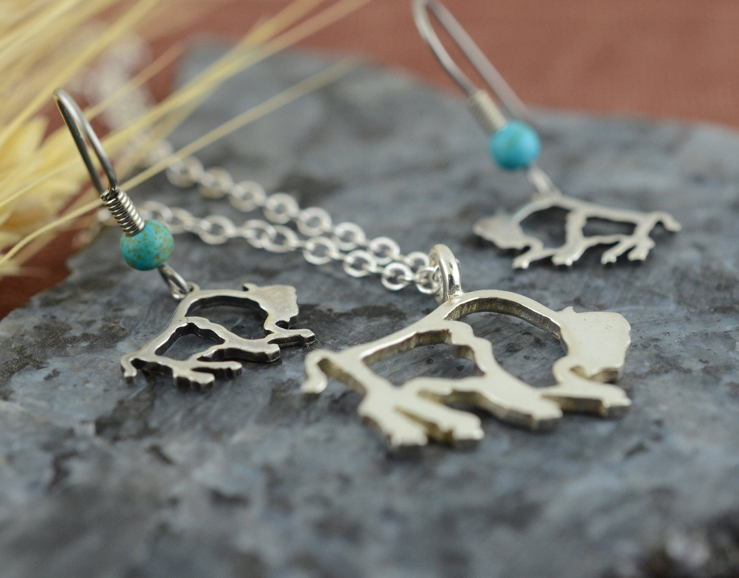 Minimalist Buffalo Pendant and Earrings Set in Sterling Silver – Lakota Legacy Line
