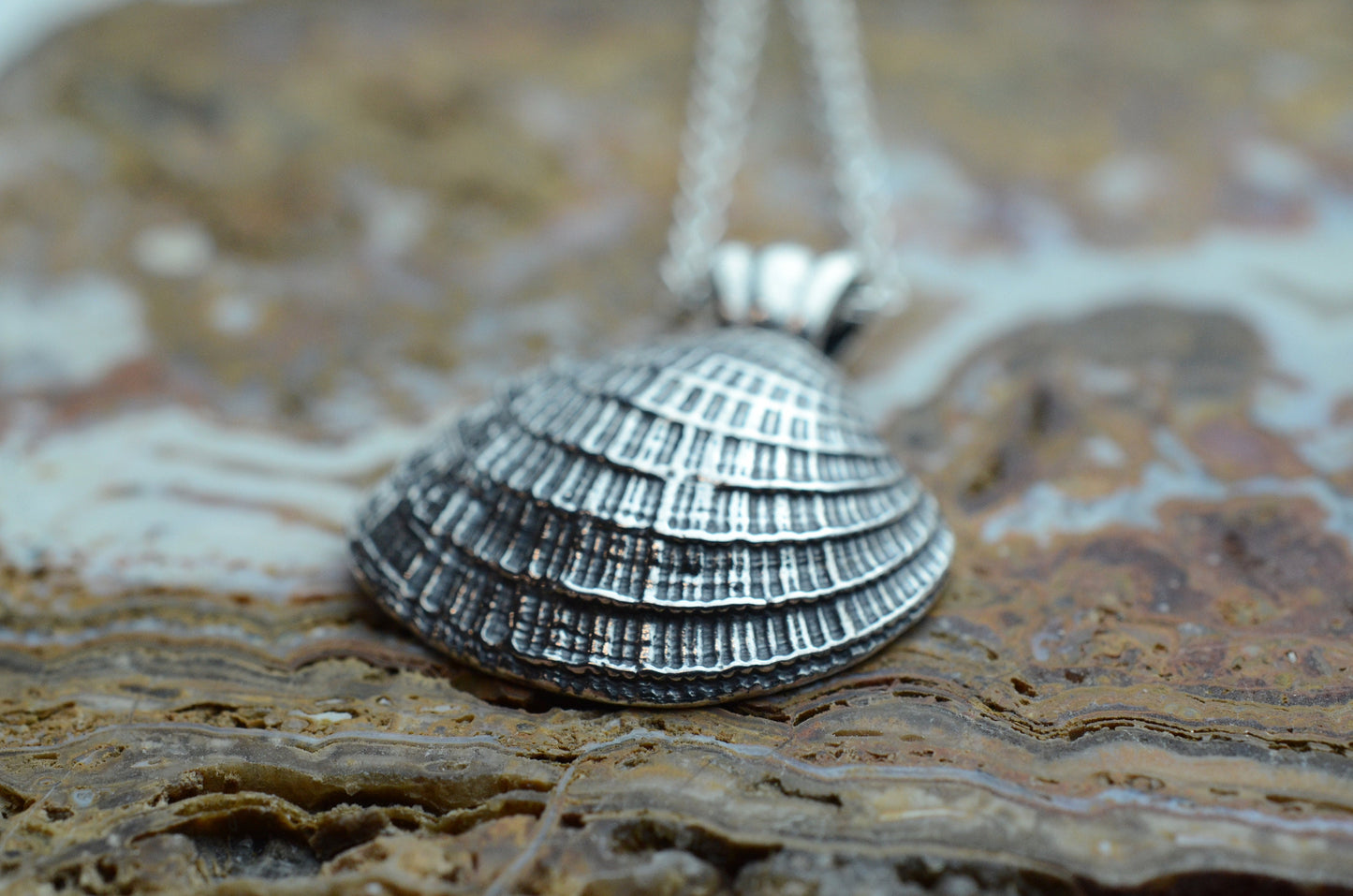 Shell Pendant in Sterling Silver – The Nature Series