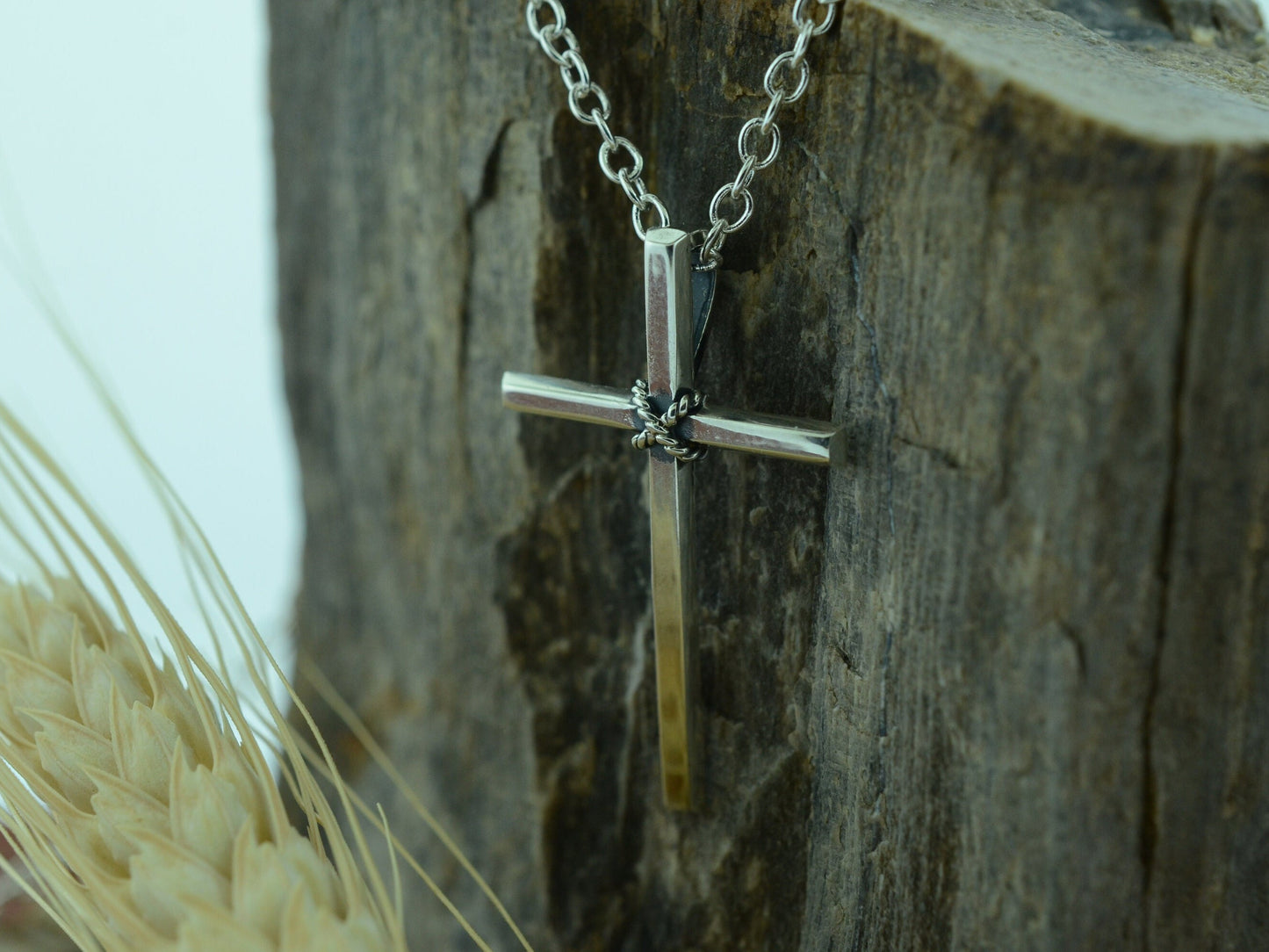 Rope Cross Pendant in Sterling Silver – Identity Series