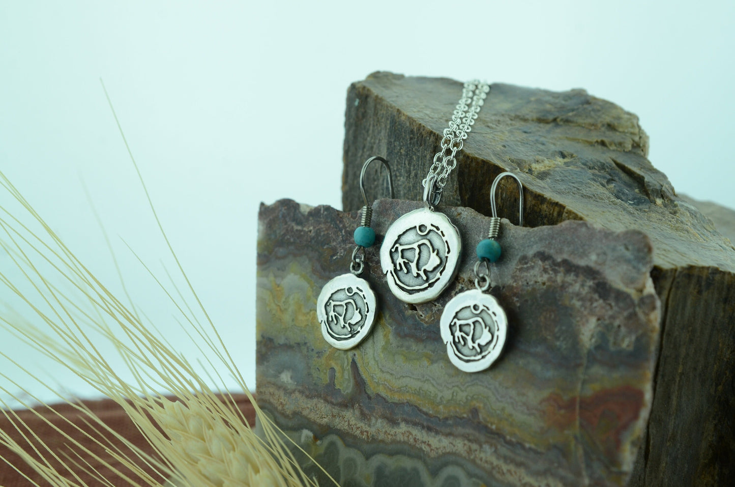 Impression Buffalo Pendant and Earrings Set in Sterling Silver – Lakota Legacy Line