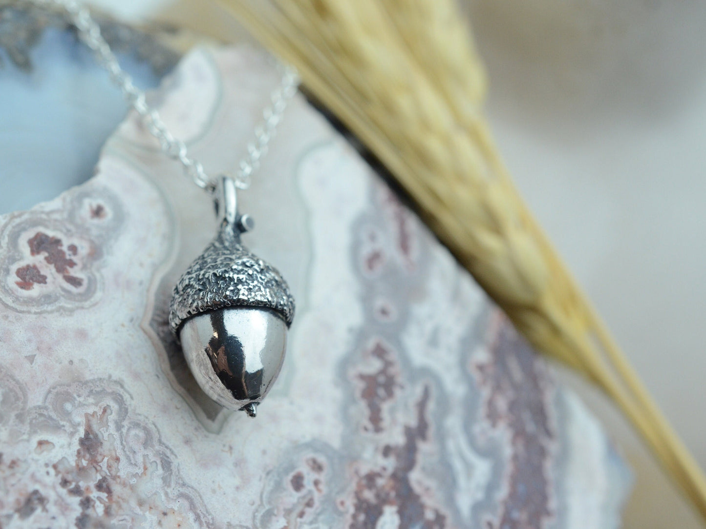 Acorn Pendant in Sterling Silver – Nature Series