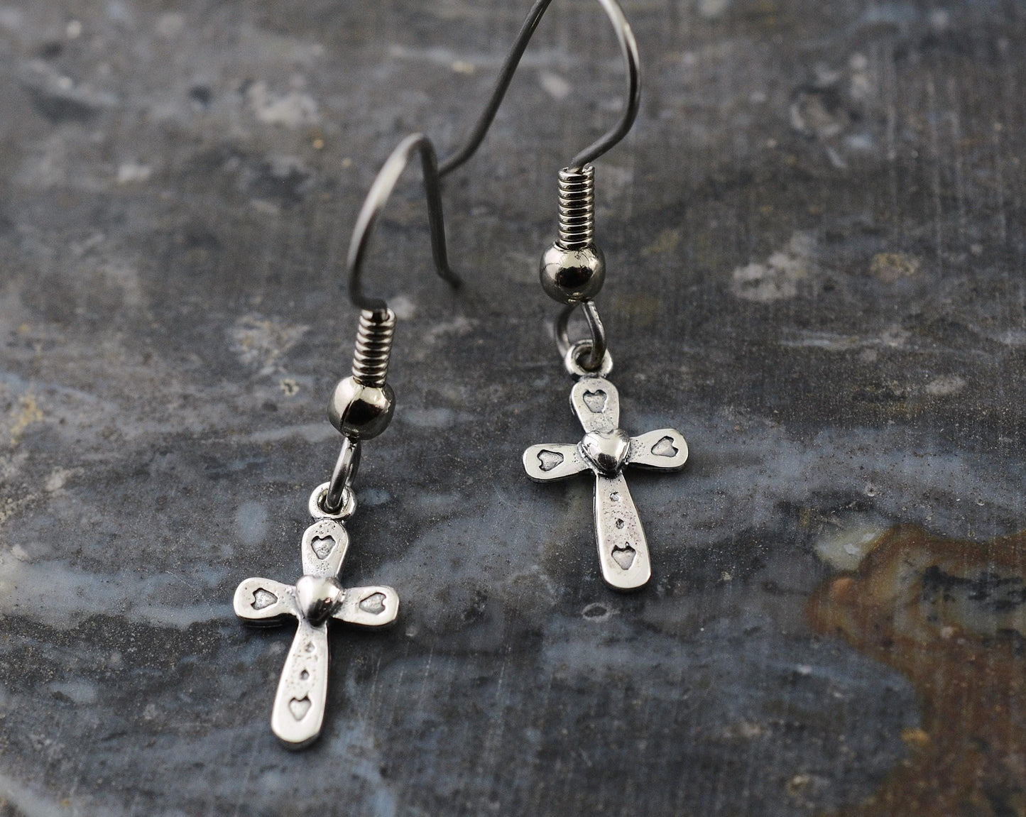 Mini Cross Earrings with Hearts in Sterling Silver – Identity Series