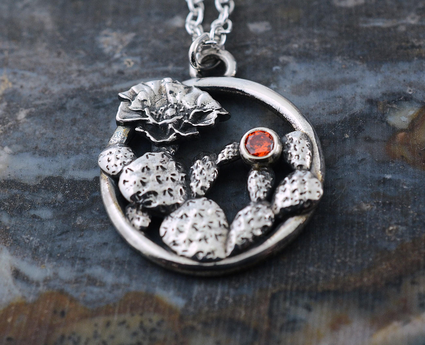 Cactus Pendant in Sterling Silver with Synthetic Padparadscha – The Nature Line