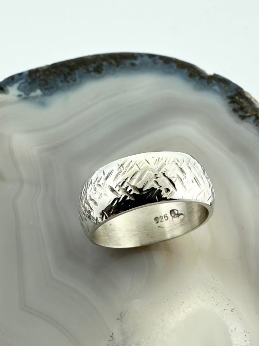 Custom Hand-Hammered Sterling Silver Band – 8mm Wide, Size 8