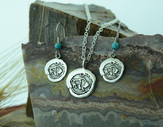 Impression Buffalo Pendant and Earrings Set in Sterling Silver – Lakota Legacy Line