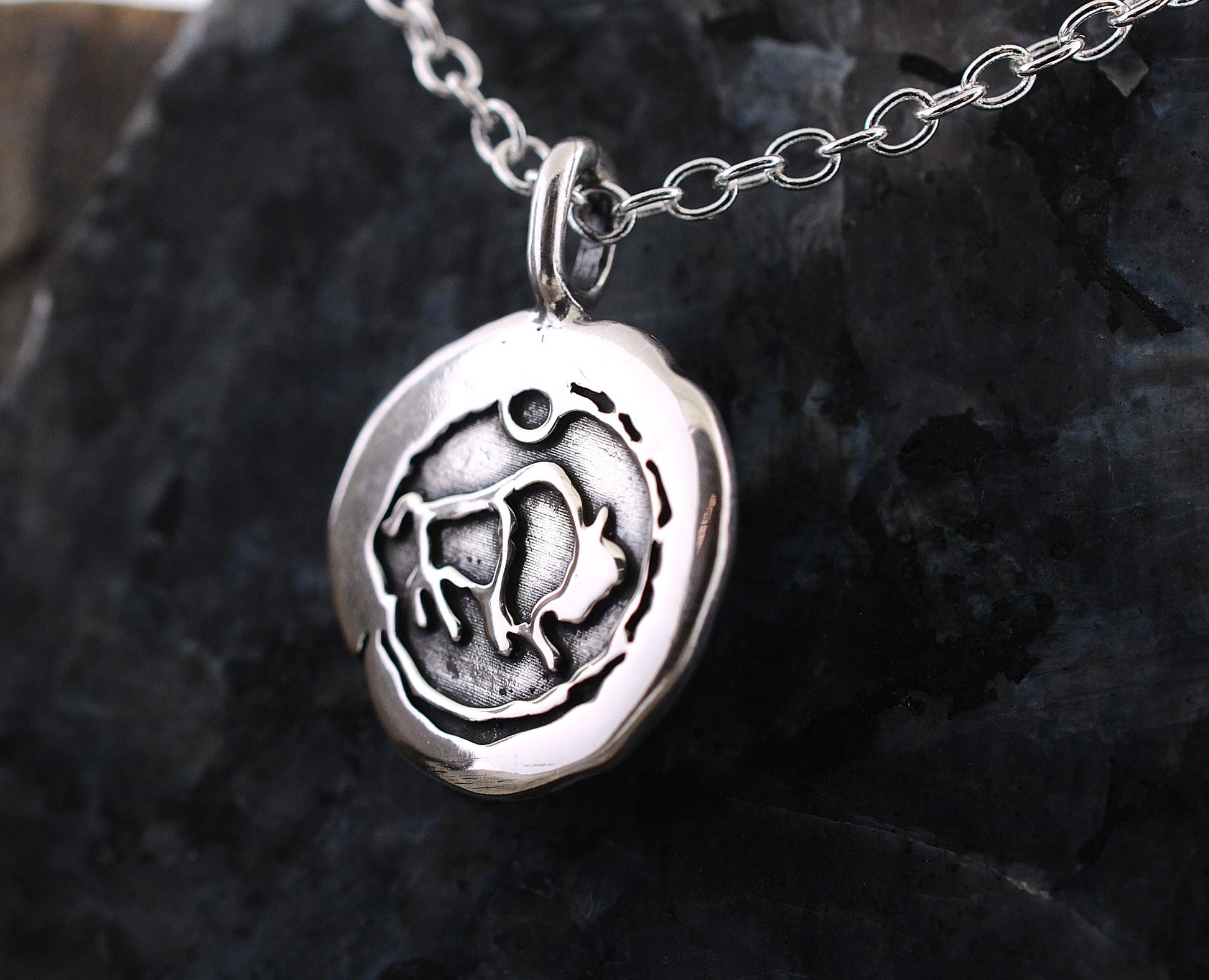 Impression Buffalo Pendant in Sterling Silver – Lakota Legacy Line