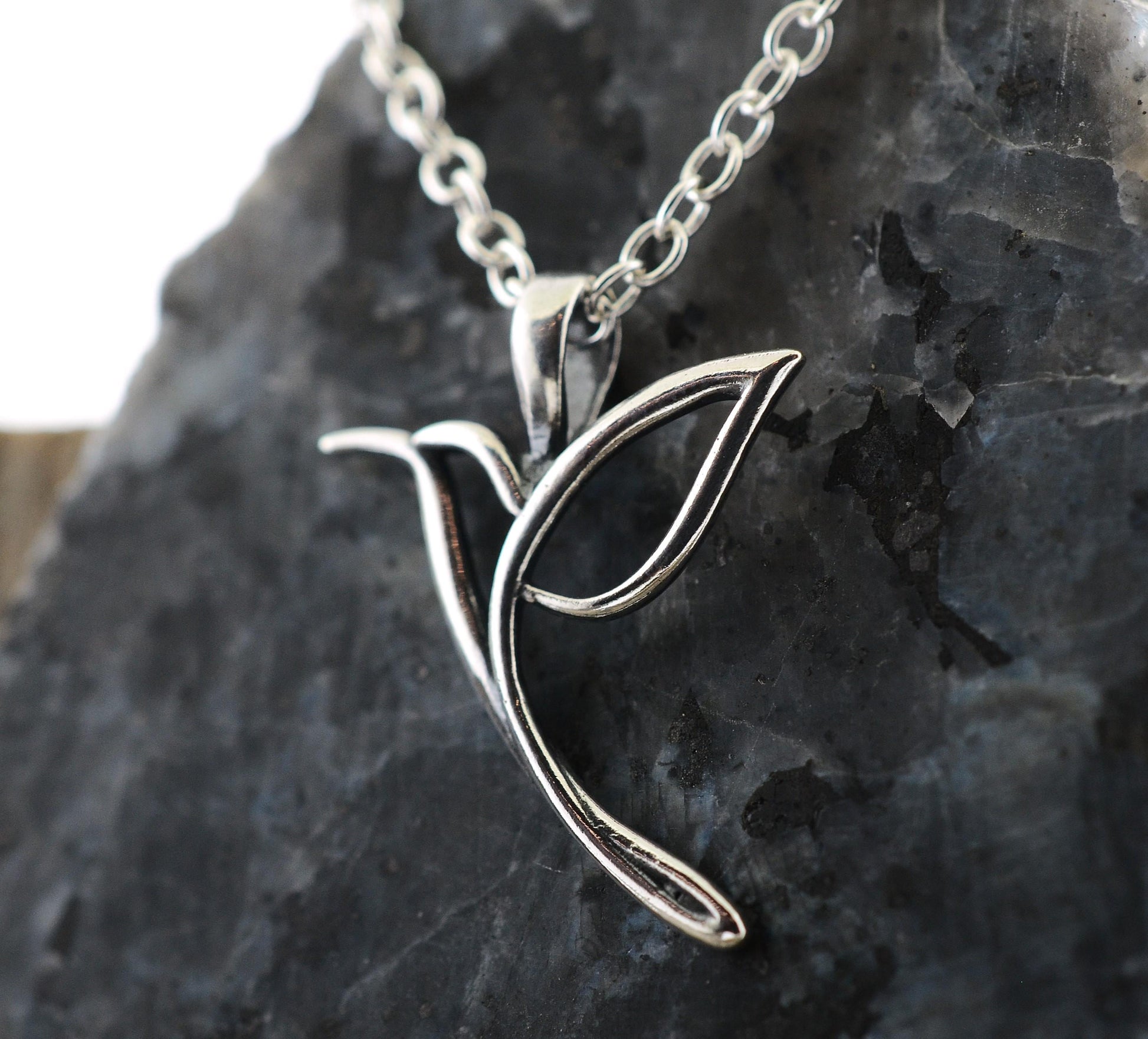 Hummingbird Pendant in Sterling Silver – Lakota Legacy Line